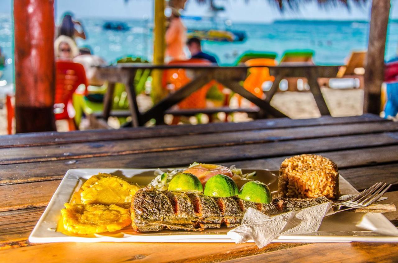 Nuestros Tres Tesoros II Hotel Playa Blanca Eksteriør billede
